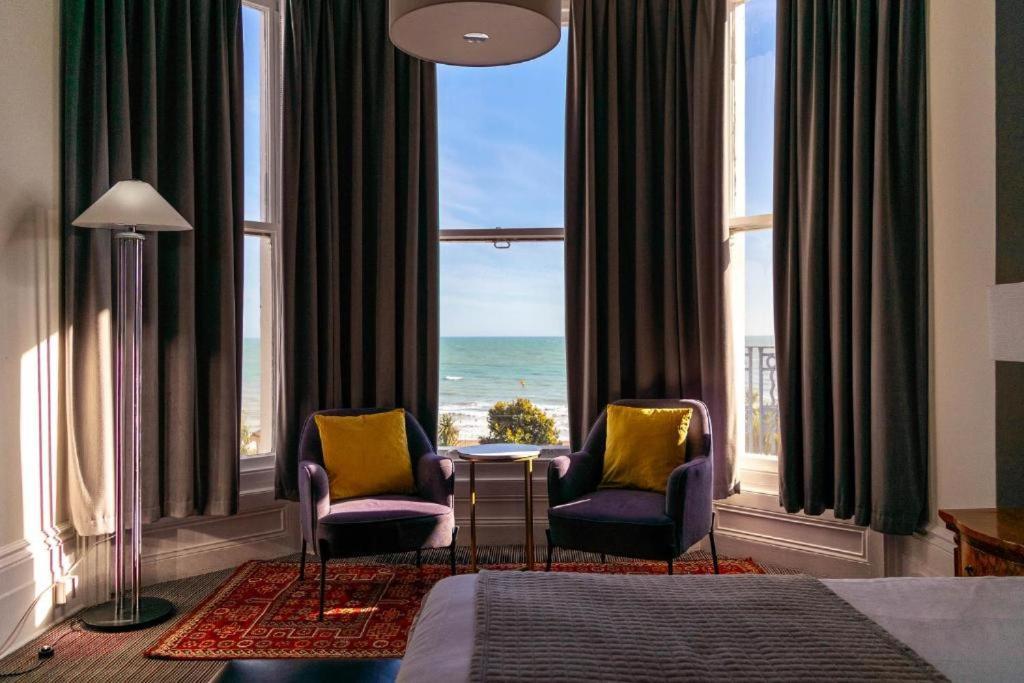 Oyo West Rocks Townhouse Hotel Eastbourne Exterior photo